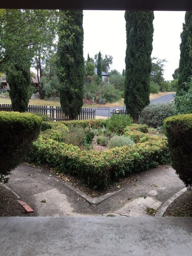 Heritage, renovated, miners Cottage in Clunes