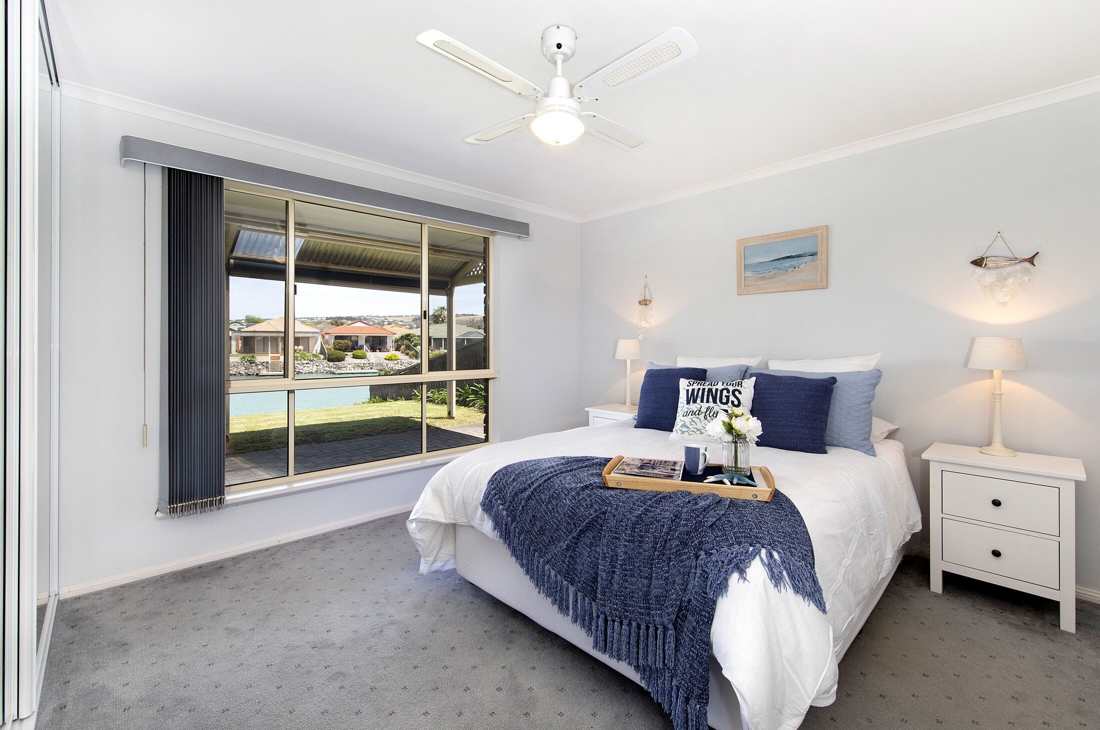 Lakeside Retreat overlooks Encounter Lakes