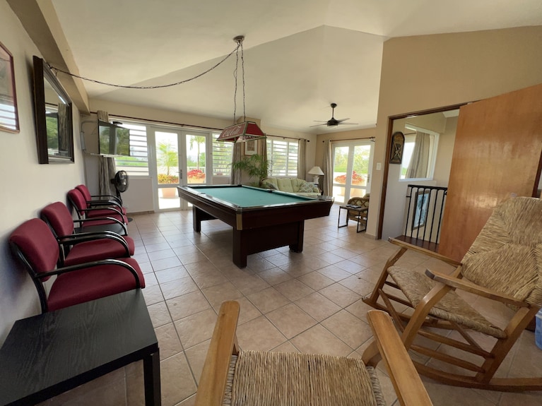 Family Beach Penthouse With Access To Private Open Terrace - Loíza