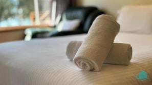 4 室のベッドルーム、アイロン / アイロン台、WiFi、ベッドシーツ
