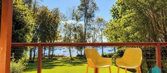 Wemberley Lakehouse - pool och lakeviews
