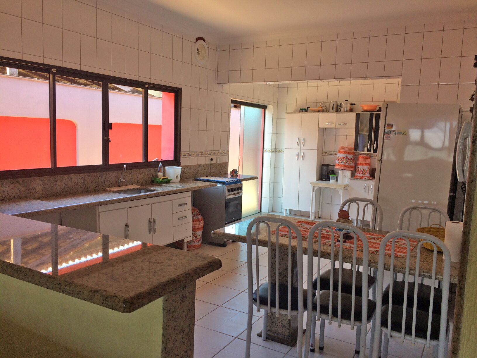 House in Itanhaém Beach! Foot on the sand! Zap 13 99639-3268