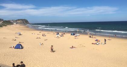 Absolute water jetty decks bbq’s kayaks billiards fab sunsets 55 min up freeway