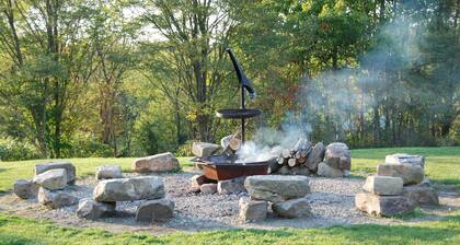 Hocking Hills Lodge - Maximum 16-Adults w/children is 20-Guests