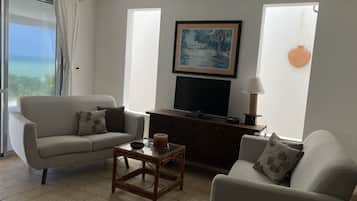 Smart TV, DVD player, aparelho de som