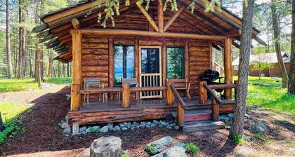 Elk Crest Cabin, Perfect Getaway in the Woods