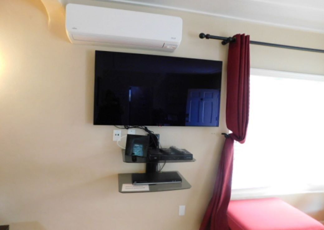 Pets Allowed South Park Bungalow Home