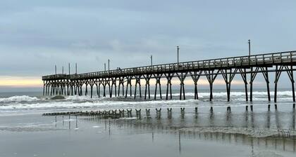 Sunset Beach Golf & Beach Retreat - 2BR Condo with 10th Hole Views