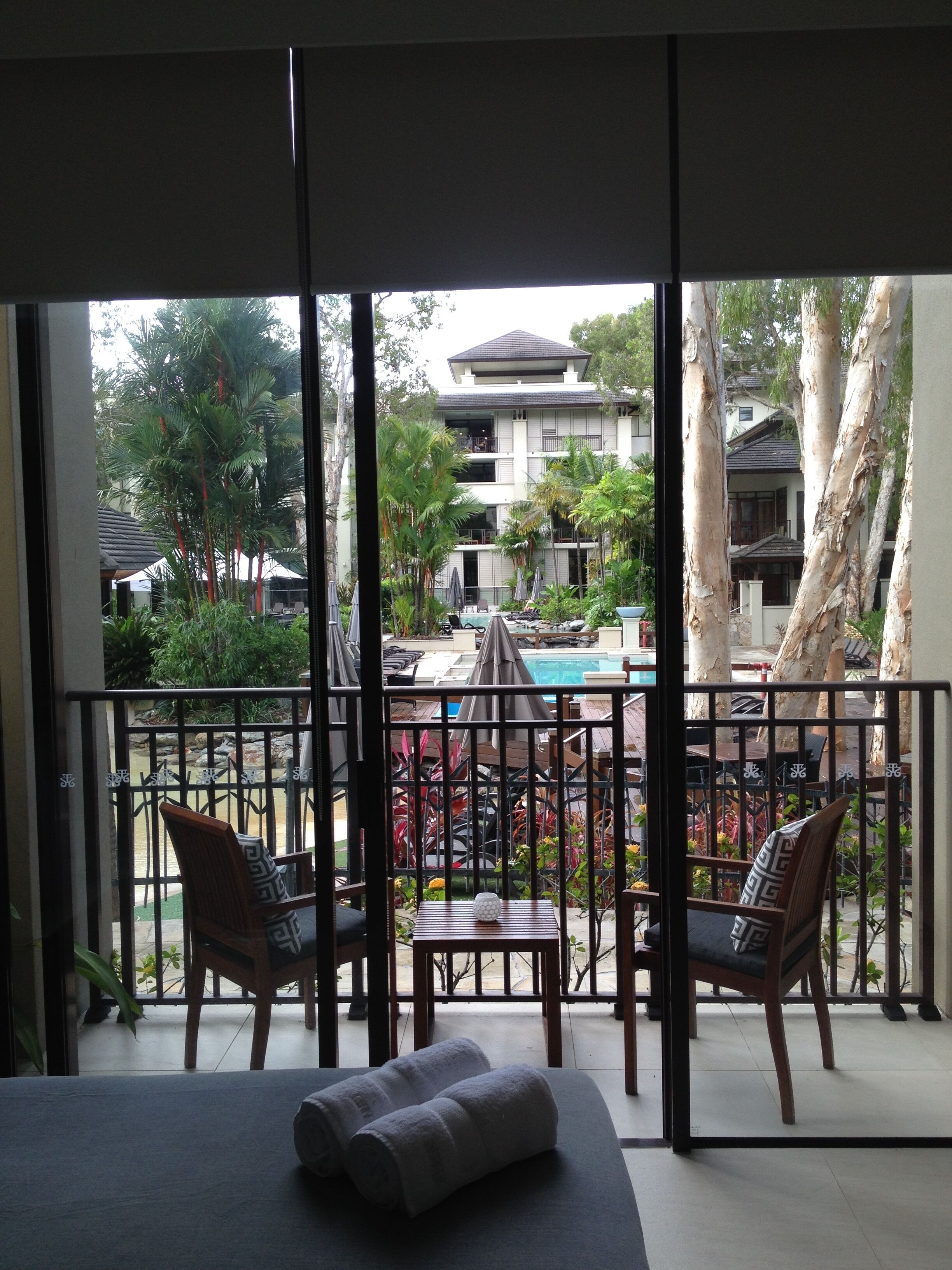 Beachfront 3/4 Bedroom Apartment - Stunning private plunge pool & bbq — image 19