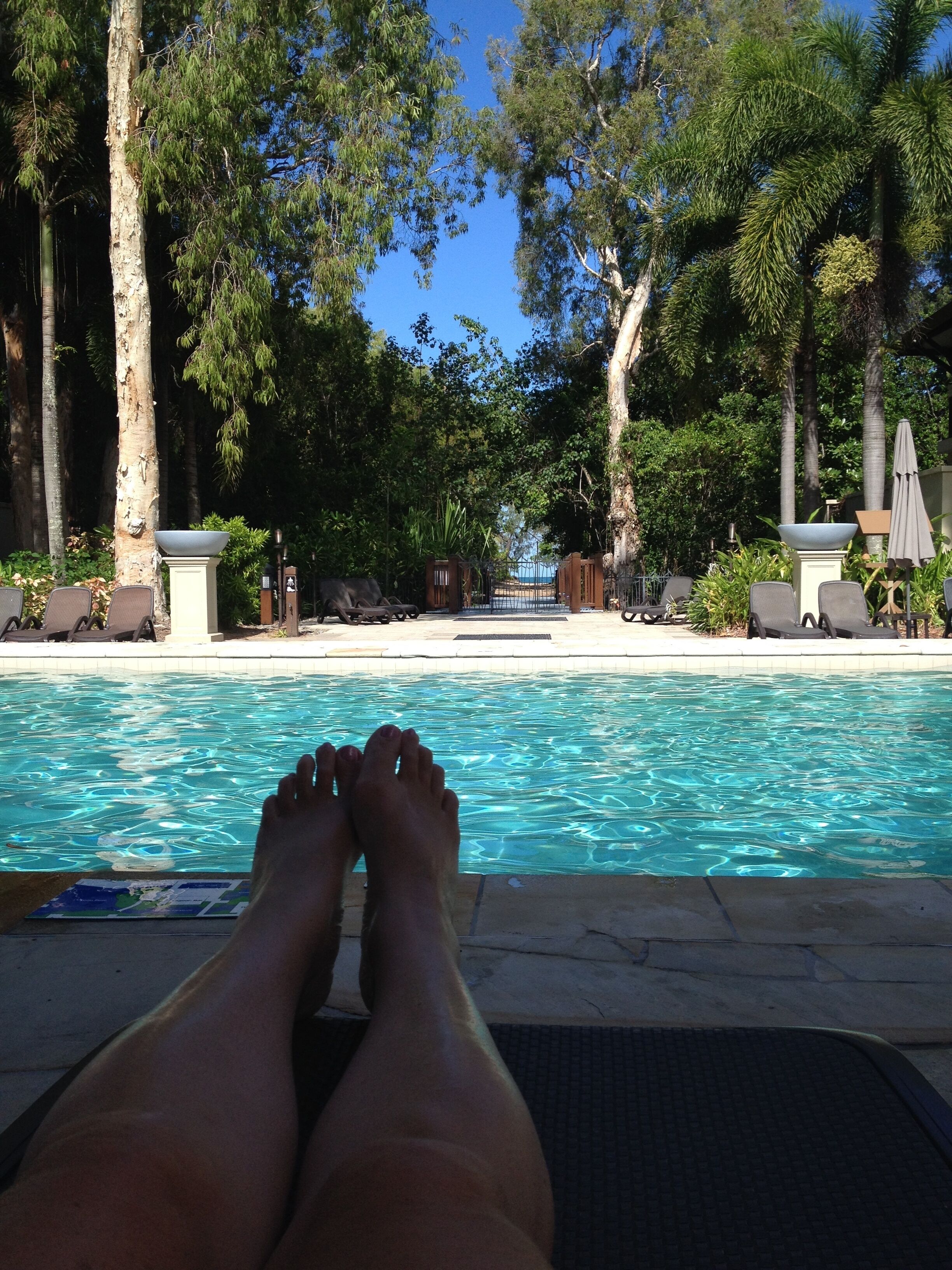 Beachfront 3/4 Bedroom Apartment - Stunning private plunge pool & bbq — image 5