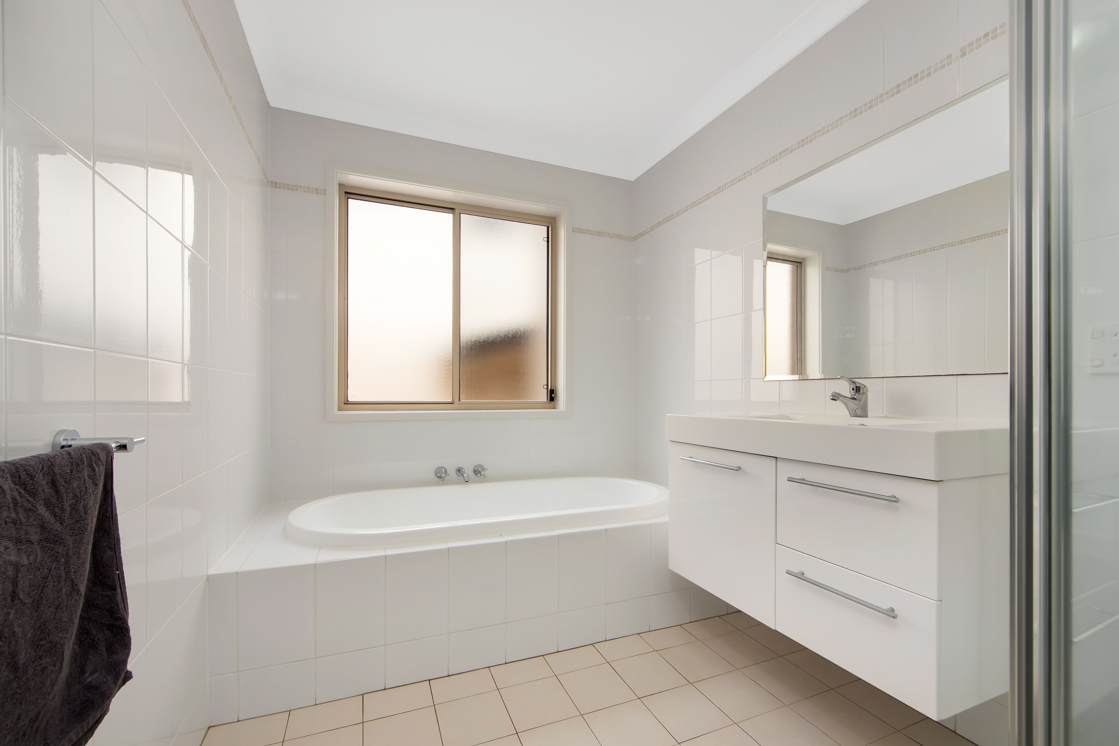 No1 main bathroom