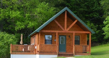 Cozy Vacation Getaway and Hunter's Paradise