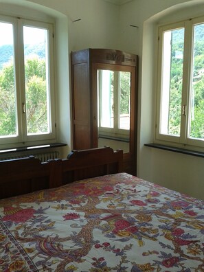 2 bedrooms, iron/ironing board, Internet, bed sheets - 3 Rondini - Rural House between Portofino And CinqueTerre (Camposasco)