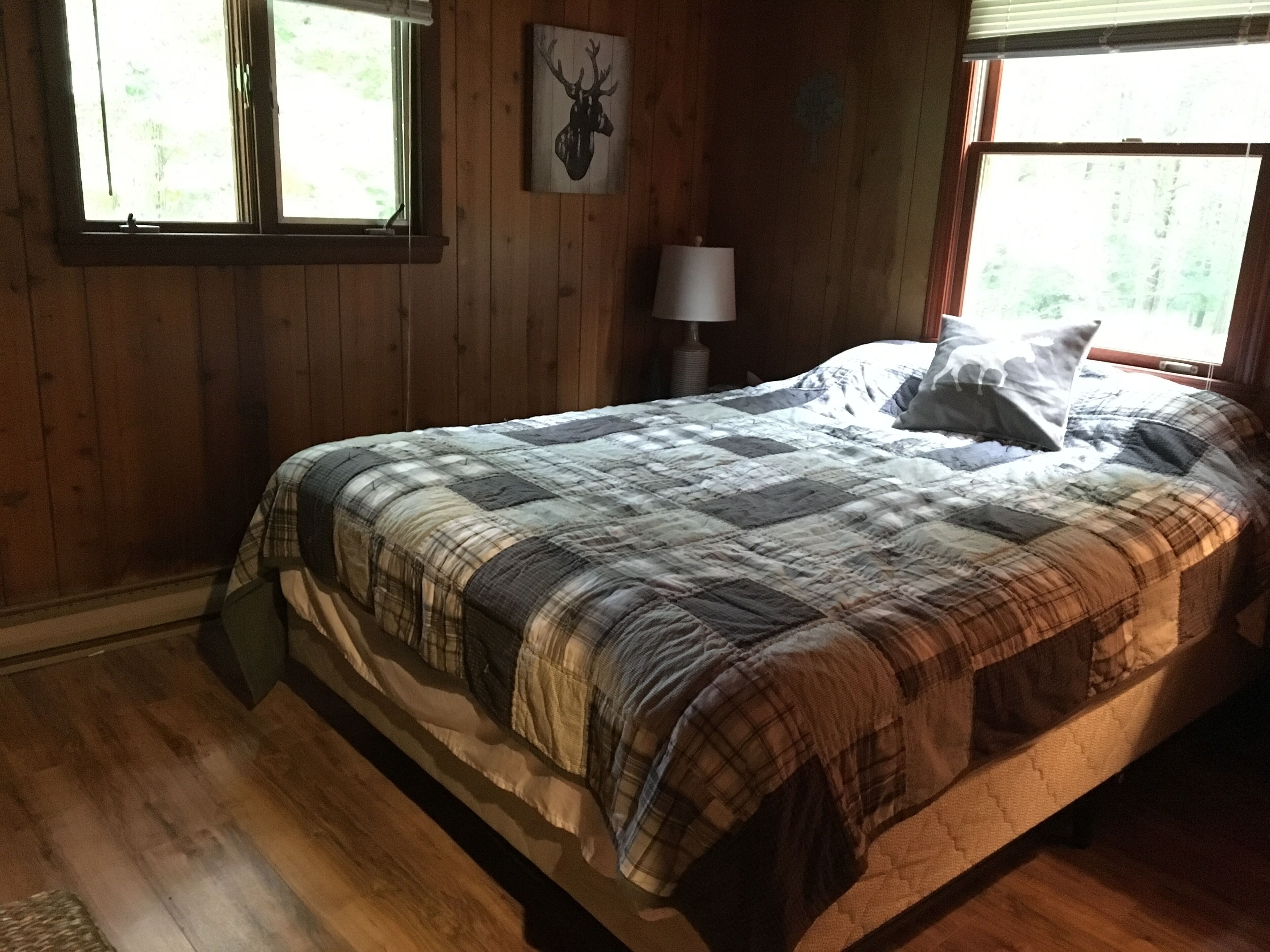 Quiet cabin in a perfect location; close to skiing, hiking and biking trails.