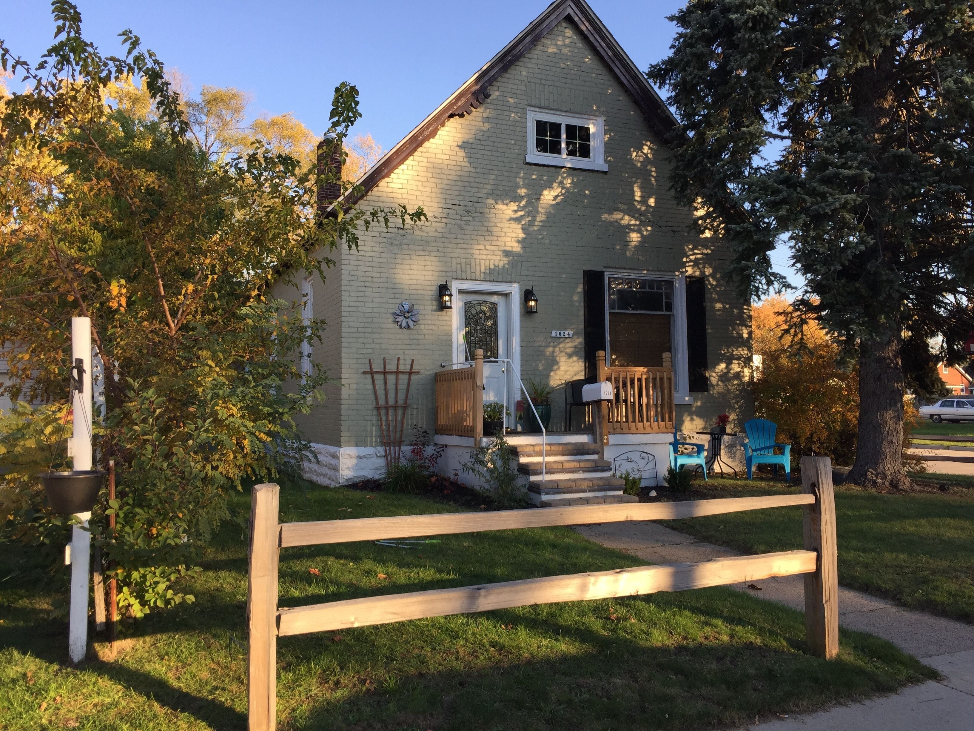 Port Huron Charmer!!