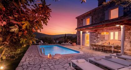 Mediterranean Villa Luna