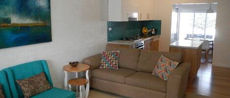 Smart-TV, Netflix, DVD-Player, Streaming-Dienste