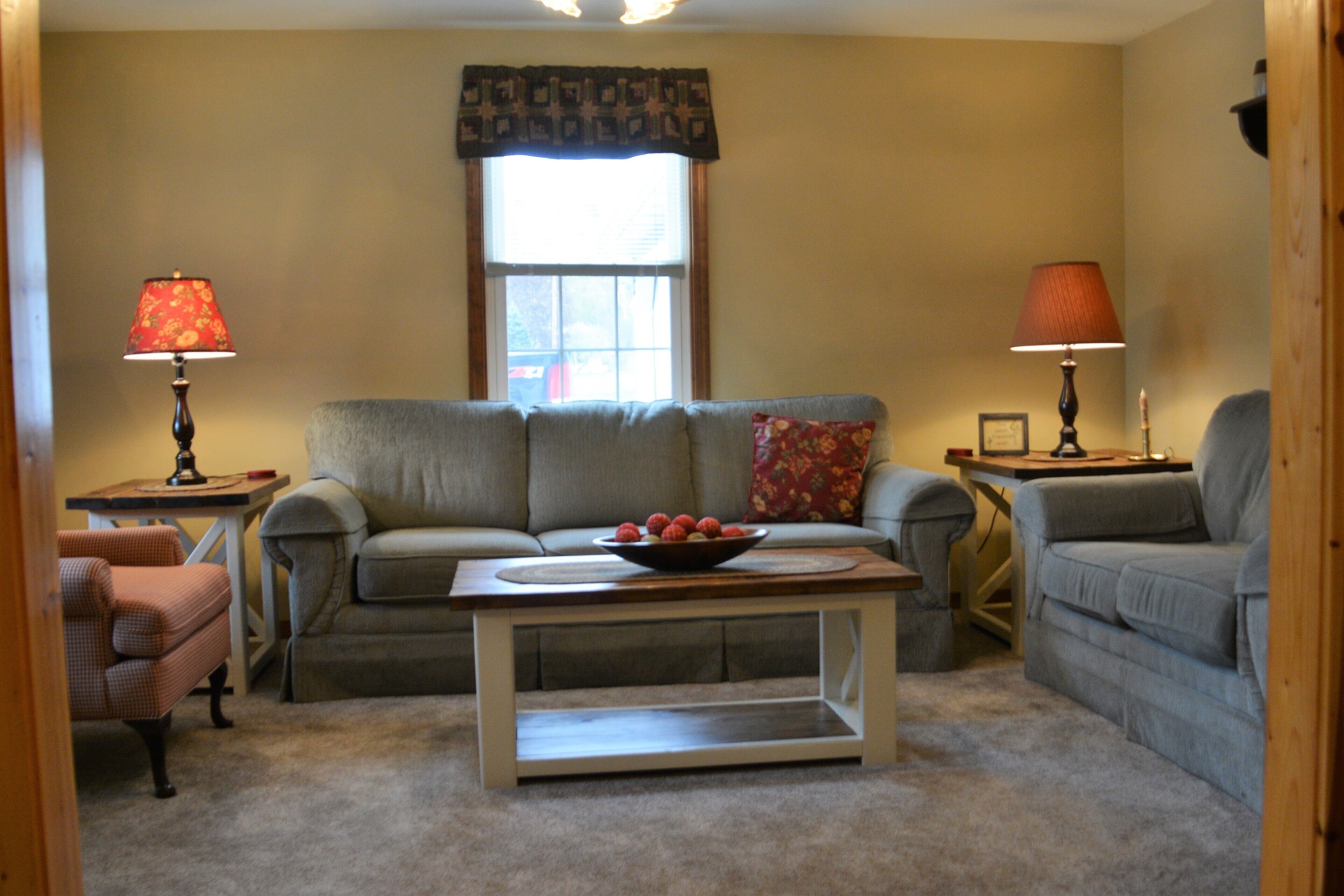 Yellow Creek Cottage located overlooking Yellow Creek & near Lake Raystown.