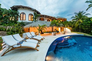 Pool - Cutting-Edge Oceanfront Villa with Private Pool & Spacious Outdoors – Private Stairs to the Beach! (Flamingo)