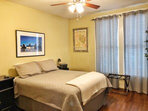 3 Schlafzimmer, Schreibtisch, Bügeleisen/Bügelbrett, WLAN