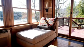 Smart TV, fireplace, DVD player, video library