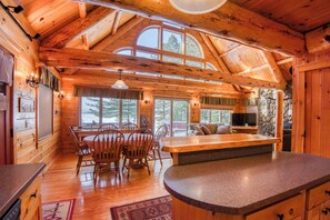 Dining - Two Winds - Beautiful newer home on Mooselookmeguntic Lake (Rangeley)