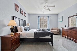 3 bedrooms, iron/ironing board, WiFi, bed sheets