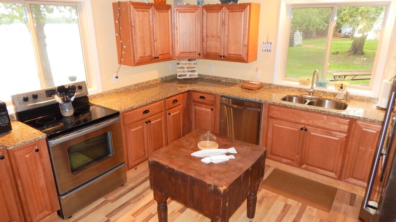 Perfect family beachfront cottage on Lake Charlevoix