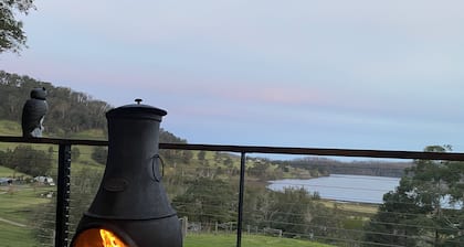 Di’s Hill - your tranquil stay away.