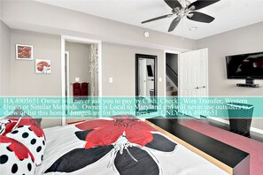 3 habitaciones, tabla de planchar con plancha y cuna de viaje 