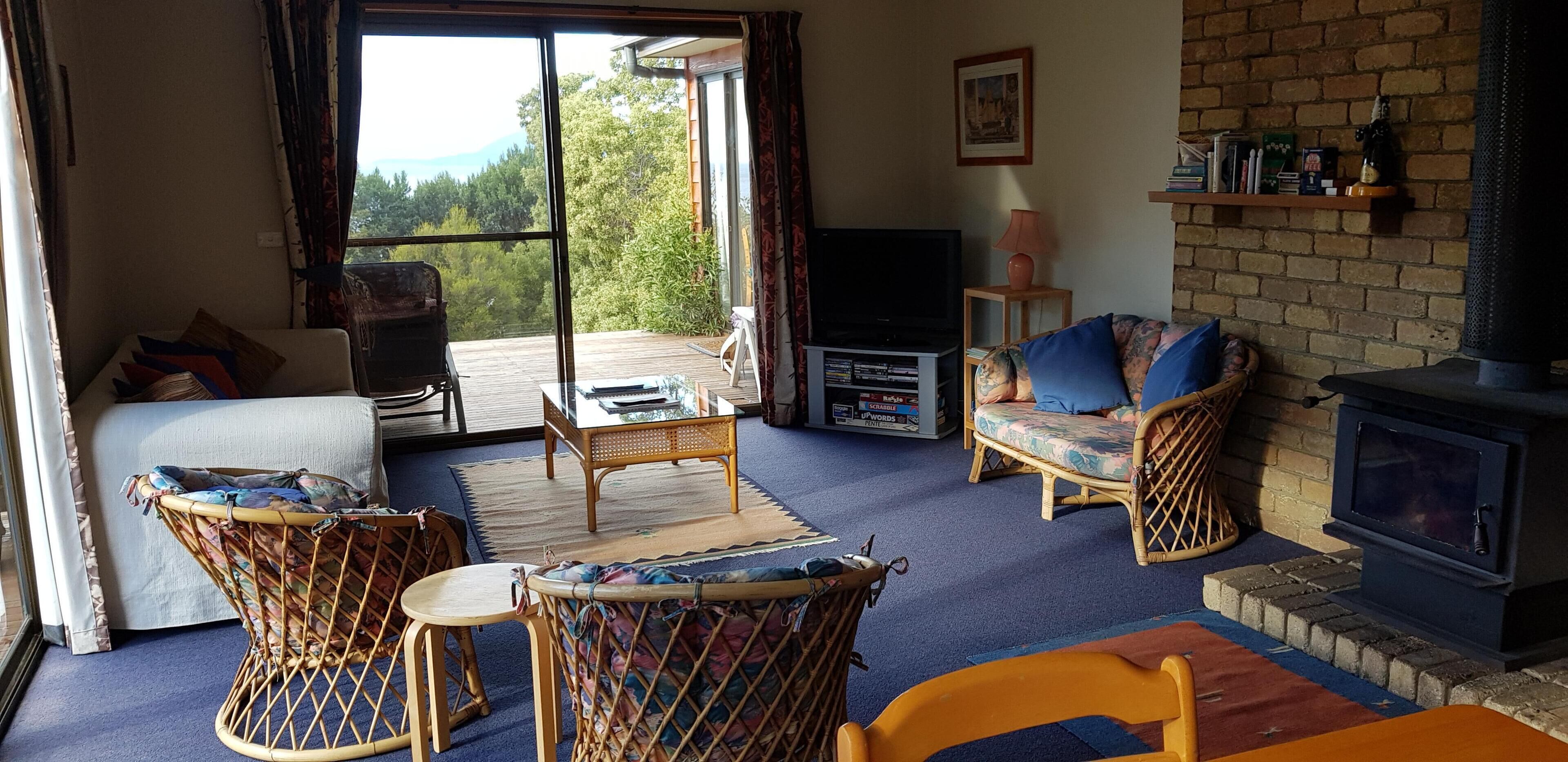 Spring Beach Cottage — image 17