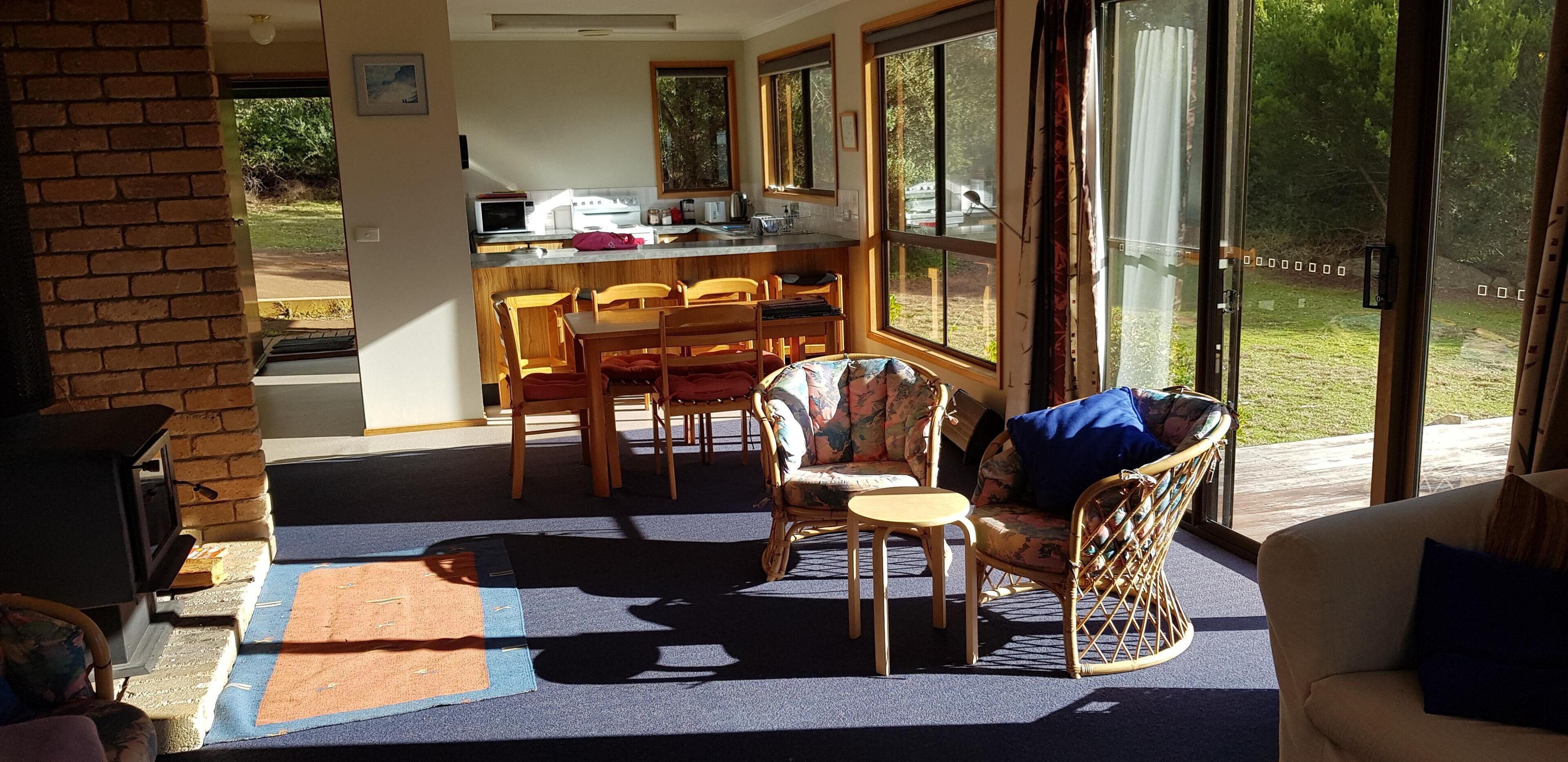 Spring Beach Cottage — image 18