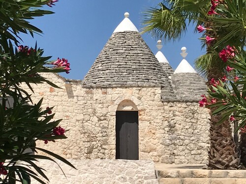 Tranquil family friendly Trullo With Own Pool And Close To The Adriatic