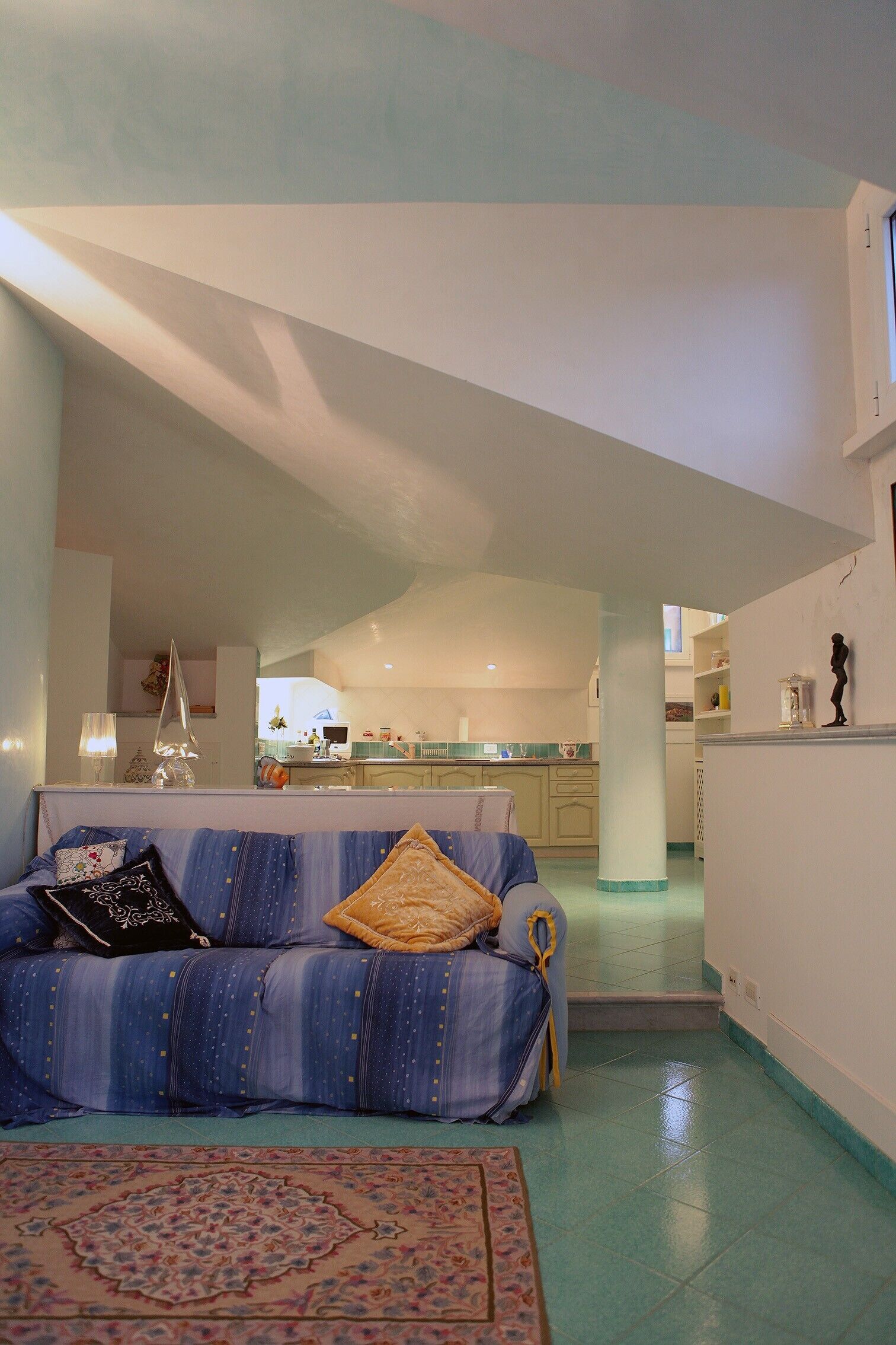 Apartment in villa + large garden with pool / beach and golf at 50 mt