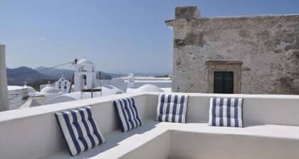 AMORGOS Chora-Elegant mansion,courtyard and sea view terrace