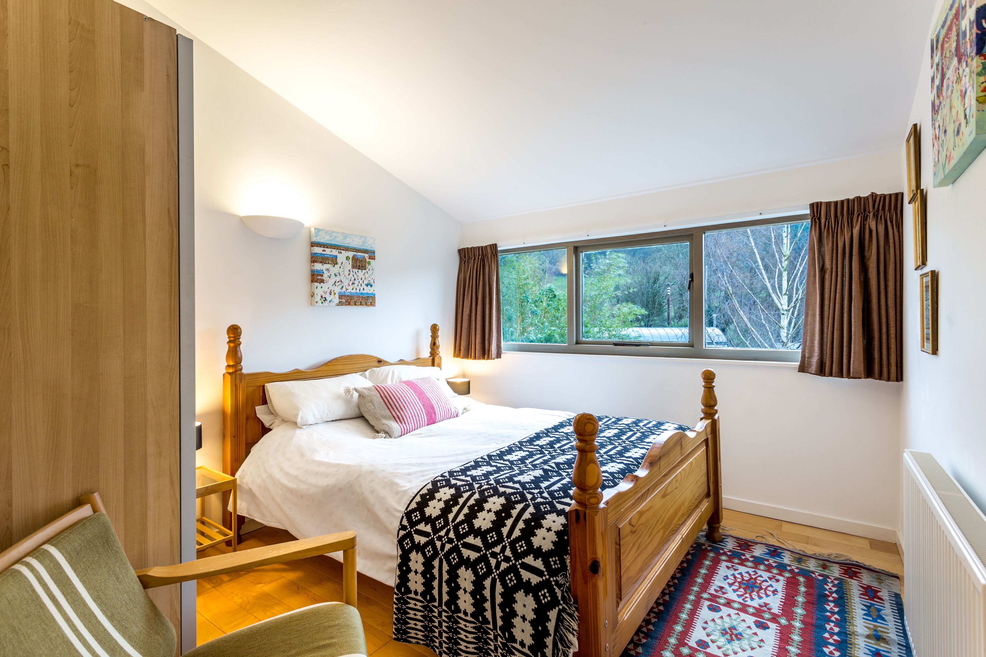 3 Schlafzimmer, Reisekinderbett, kostenloses WLAN, Bettwäsche