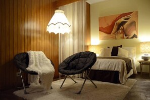 1 chambre, fer et planche à repasser, Wi-Fi, draps fournis