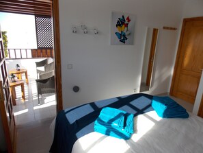 3 camere, una cassaforte in camera, una scrivania, ferro/asse da stiro