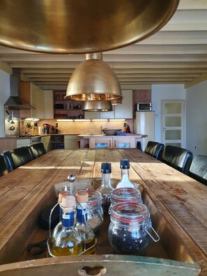 Dining - Unique farmhouse right on the water in a beautiful location (Warten)