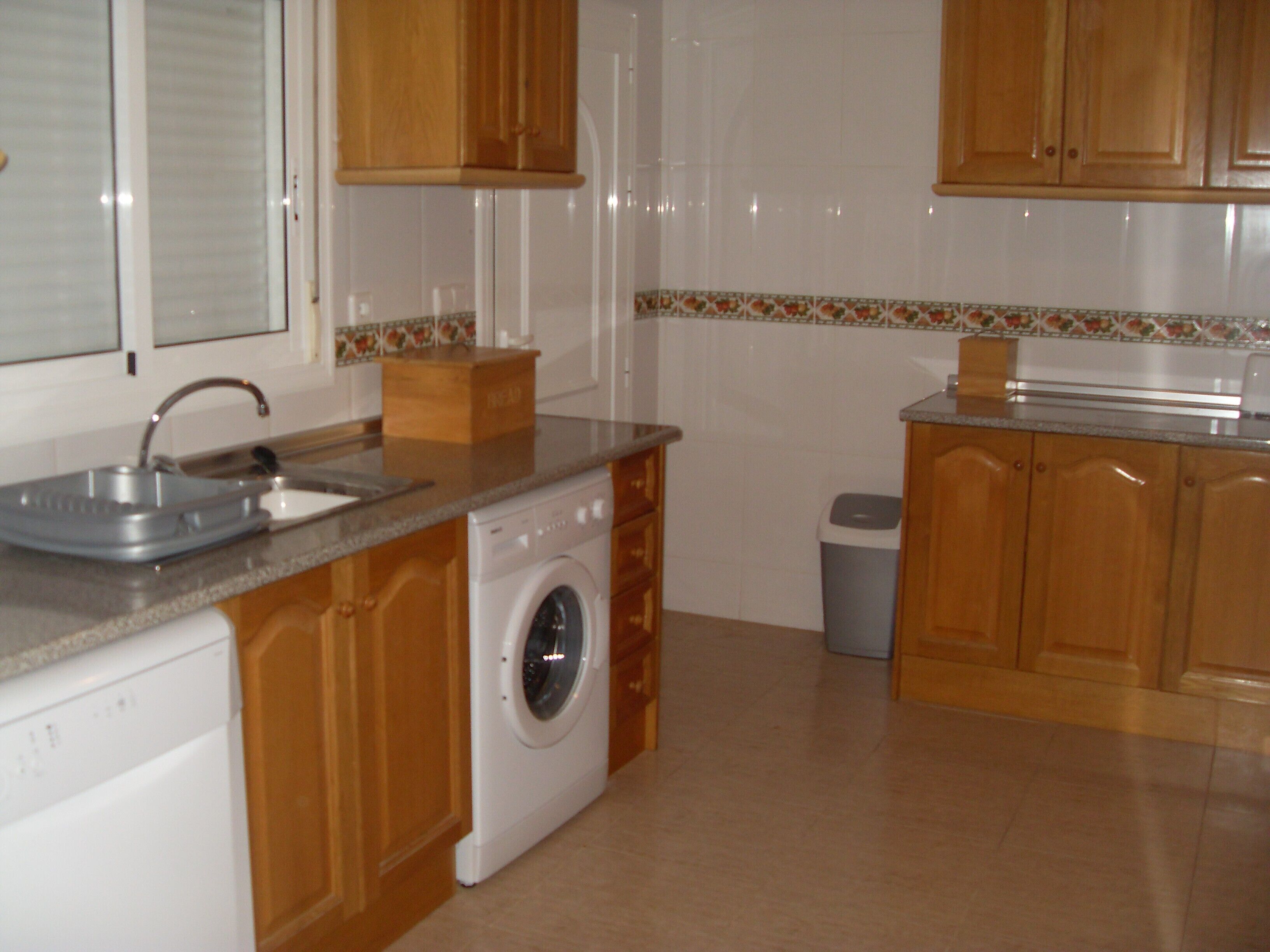 Lovely Villa, with Private Pool, Fully Air Conditioned and Free Wi Fi