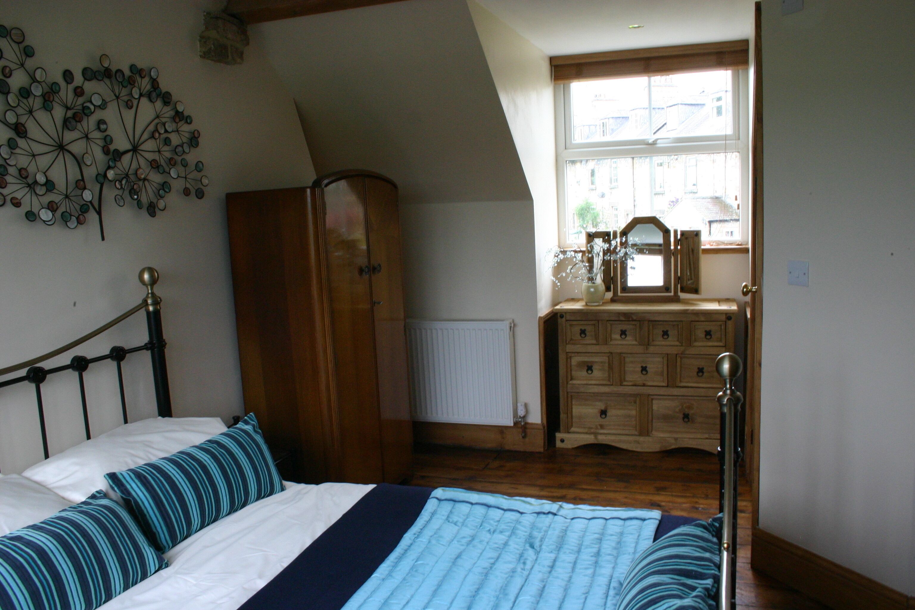2 chambres, fer et planche à repasser, Wi-Fi gratuit, draps fournis