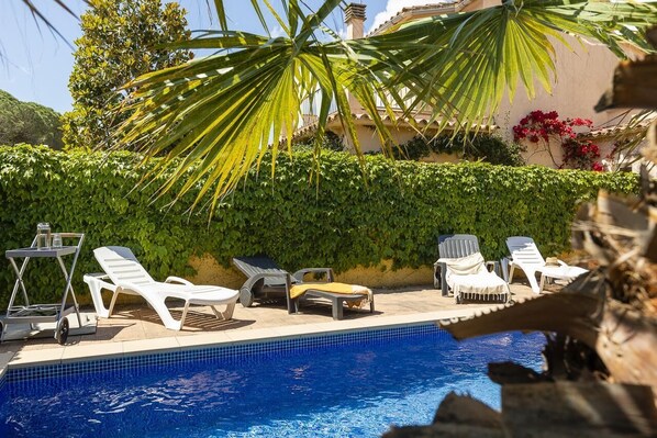 Pool - Ref. PUNTA MILÀ: house with private pool near Cala Montgó. (L'Escala)