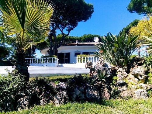 Luxury Villa - 3 Bedroom Holiday Vila With Pool for Rent in Vilamoura