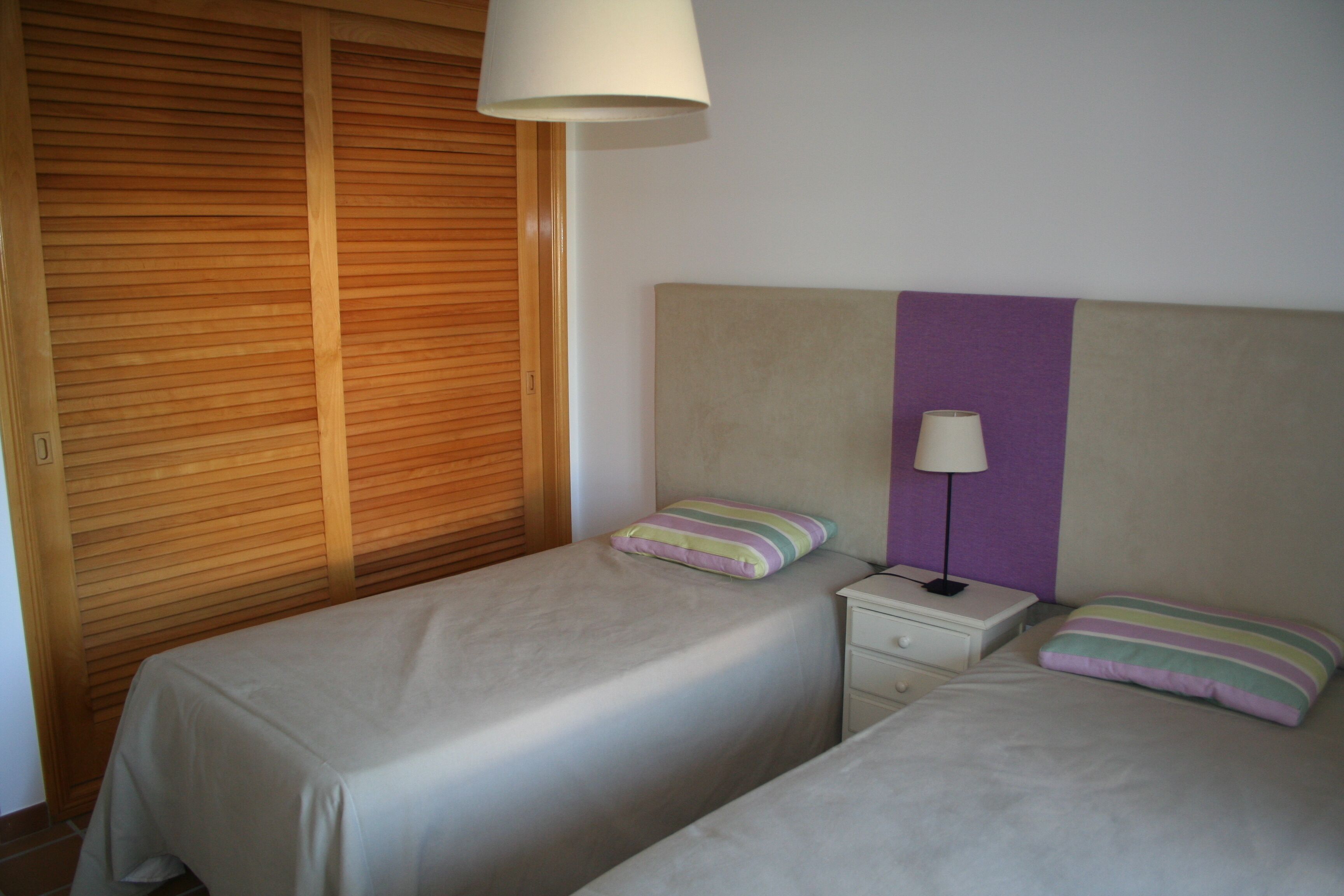 Guest bedroom #1