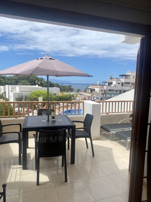 Outdoor dining - 2 Bedroom Sea view apartment with pool, Los Geranios, San Eugenio, Tenerife (San Eugenio, Adeje, Tenerife)
