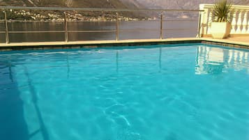 Piscina all'aperto