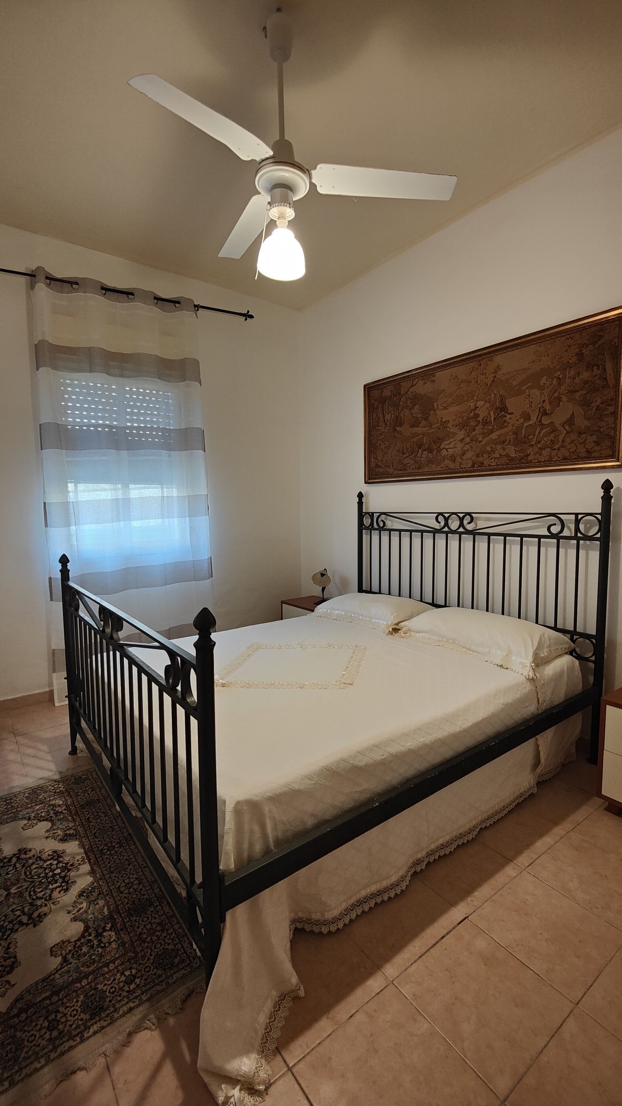 3 bedrooms, desk, iron/ironing board, WiFi (free)