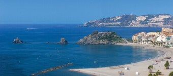Villa Nena: "Ideal to spend your holidays with a heated pool