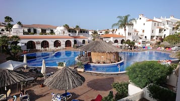 Ulkouima-allas, lÀmmitetty uima-allas