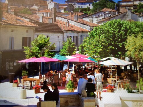 Beautiful 12th Century Post House with Private Pool sleeps 27 in 13 bedrooms.  